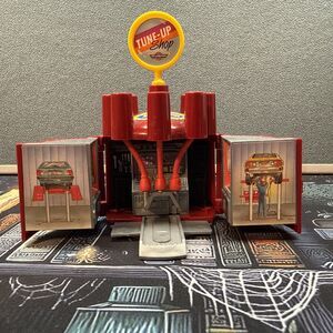 Vintage 1989 Galoob Micro Machines DISTRIBUTOR CAP Tune-Up Shop Mini Playset